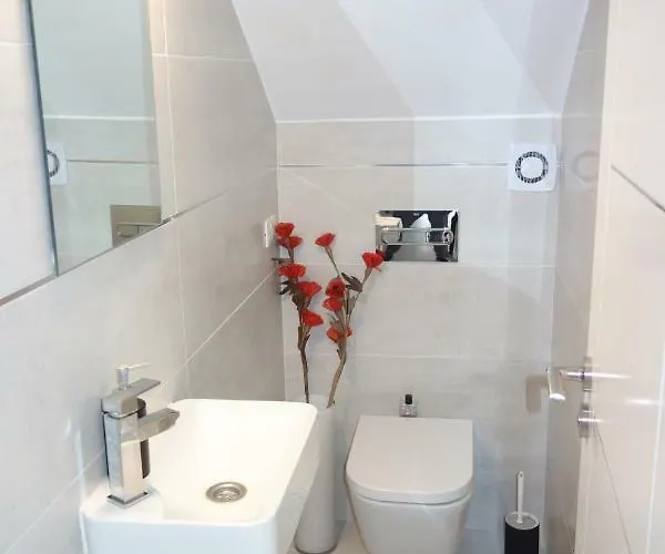 Del Duque Villa Chayofa