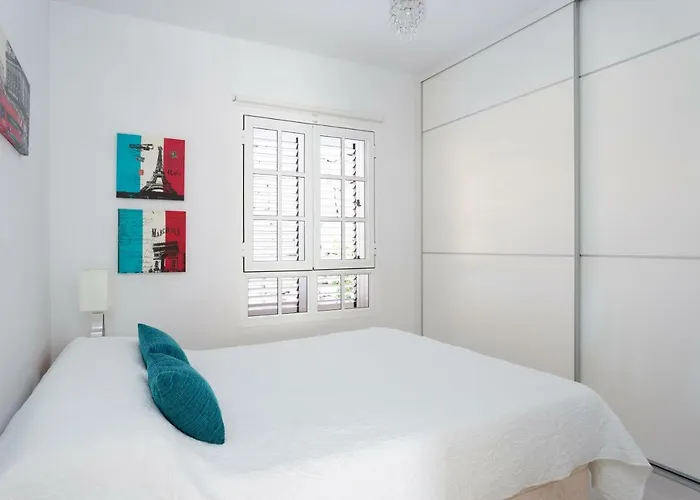 Del Duque Villa Chayofa