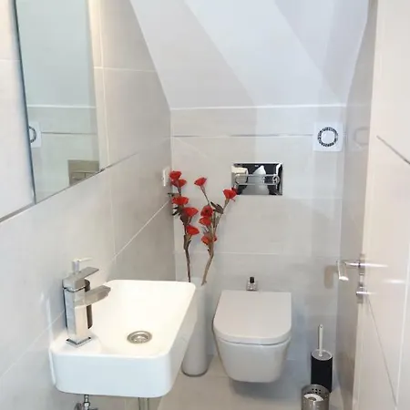 Del Duque فيلة Chayofa