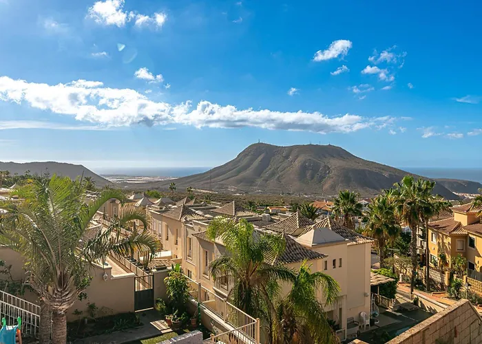 Del Duque Villa Chayofa