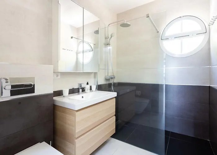 Del Duque Villa Chayofa