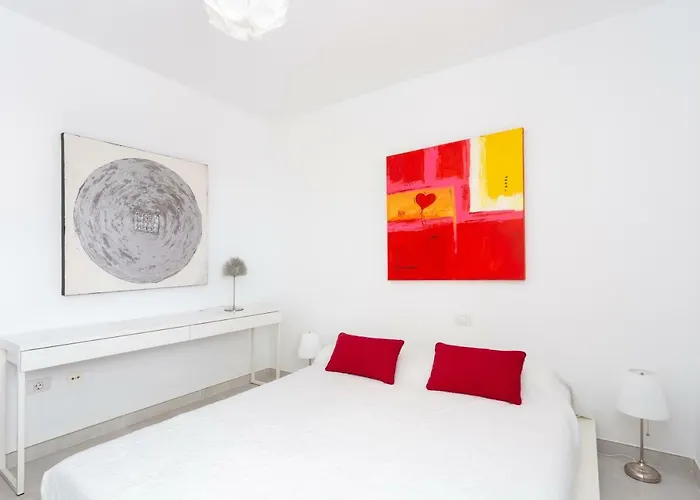 Del Duque Vila Chayofa